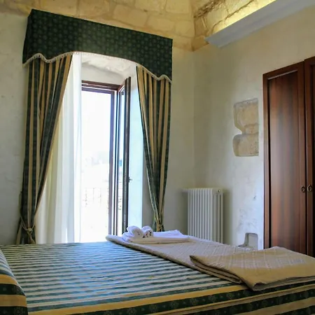 Dimora Arco - Affitti Brevi Italia Maison d'hôtes