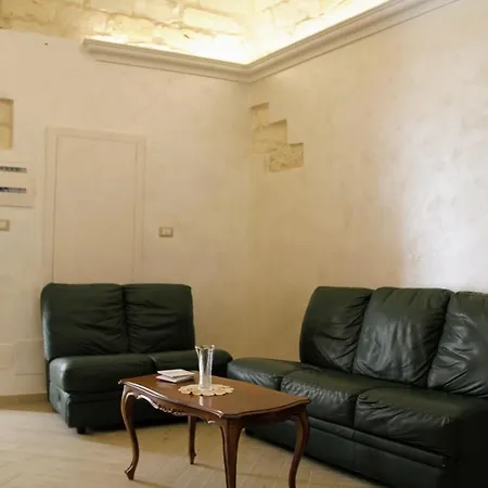 Dimora Arco - Affitti Brevi Italia Maison d'hôtes *