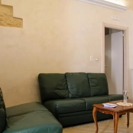 Dimora Arco - Affitti Brevi Italia Maison d'hôtes Monte SantʼAngelo